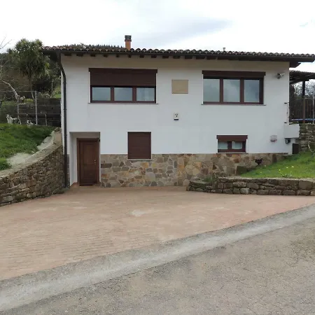 Garai Etxea, En La Montana *