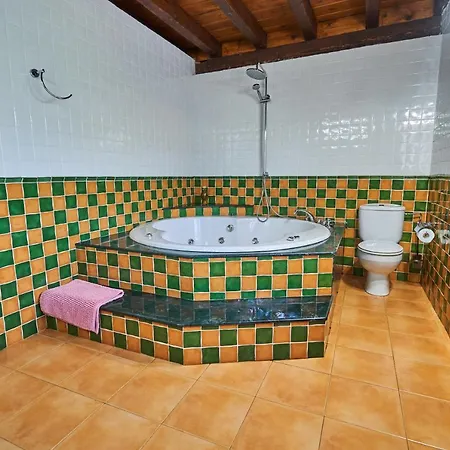 Garai Etxea, En La Montana *