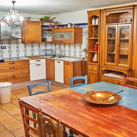 Holiday home Garai Etxea, En La Montana