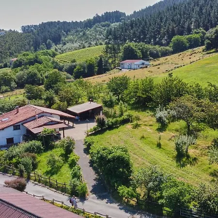 Garai Etxea, En La Montana *