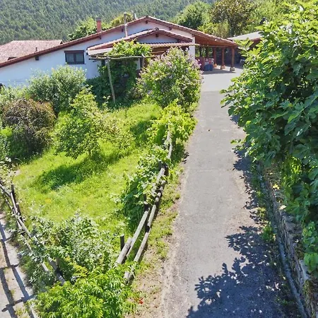 Garai Etxea, En La Montana *