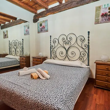 Garai Etxea, En La Montana Ferienhaus