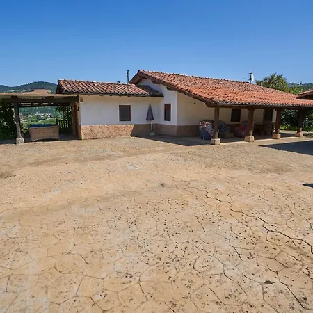 Garai Etxea, En La Montana *