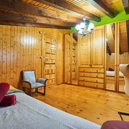 Garai Etxea, En La Montana Ferienhaus *