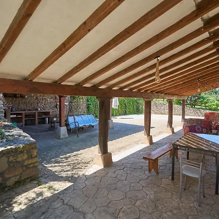 Garai Etxea, En La Montana Ferienhaus *