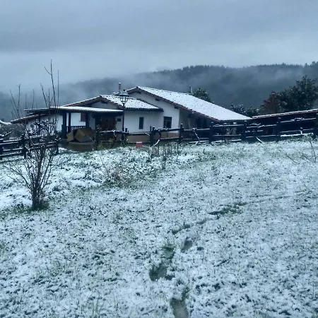 Garai Etxea, En La Montana Ferienhaus