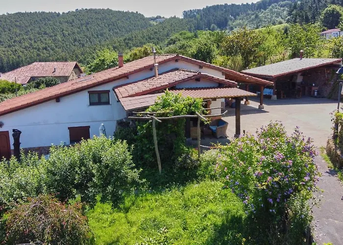 Garai Etxea, En La Montana Дом отдыха